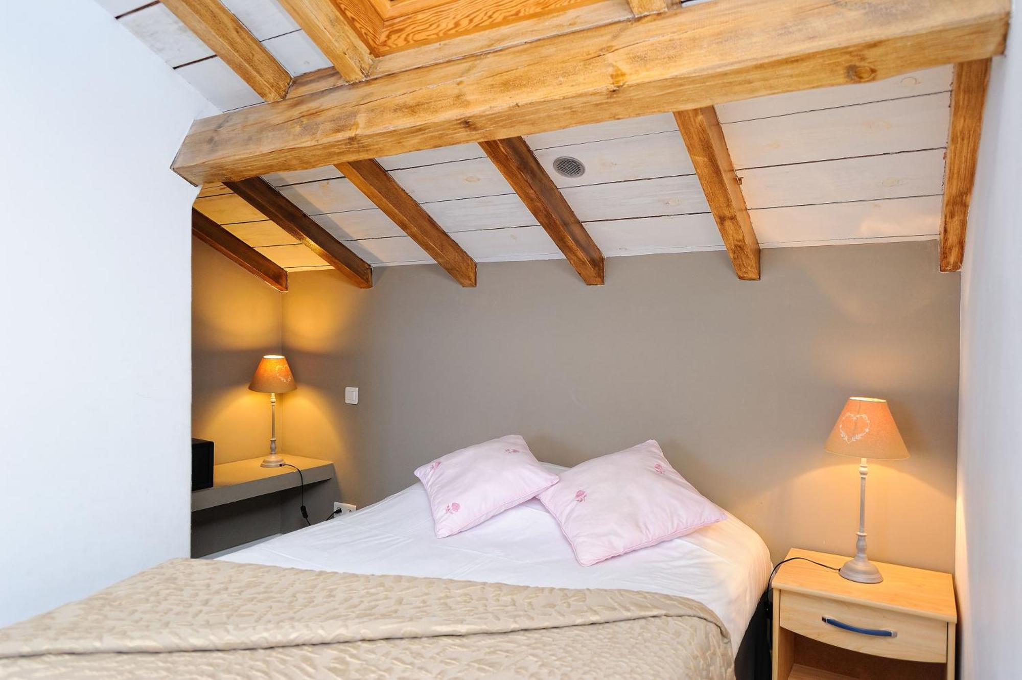 Appartement Du Tourisme Зонза Стая снимка